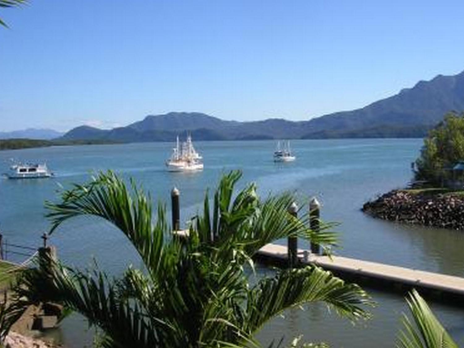 Hinchinbrook Marine Cove Resort Lucinda Extérieur photo