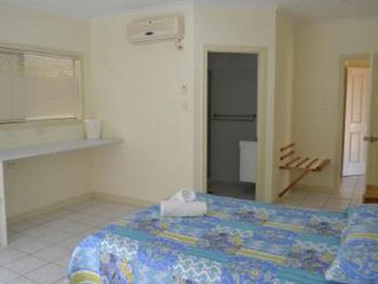 Hinchinbrook Marine Cove Resort Lucinda Extérieur photo