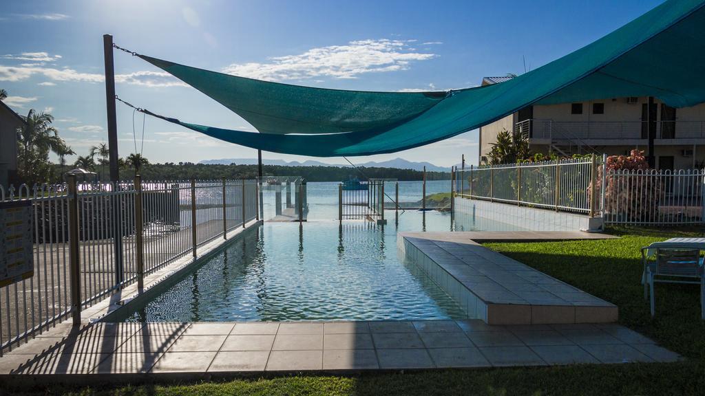 Hinchinbrook Marine Cove Resort Lucinda Extérieur photo