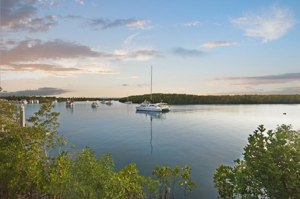 Hinchinbrook Marine Cove Resort Lucinda Extérieur photo