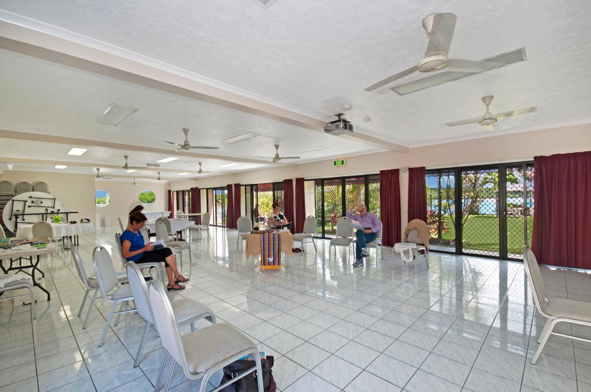 Hinchinbrook Marine Cove Resort Lucinda Extérieur photo