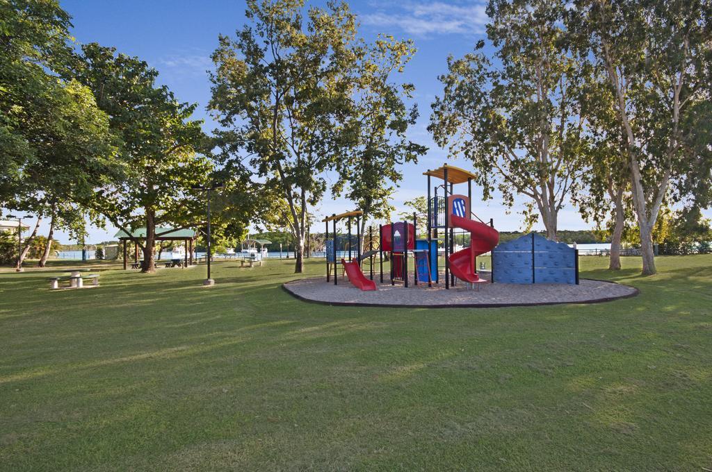 Hinchinbrook Marine Cove Resort Lucinda Extérieur photo