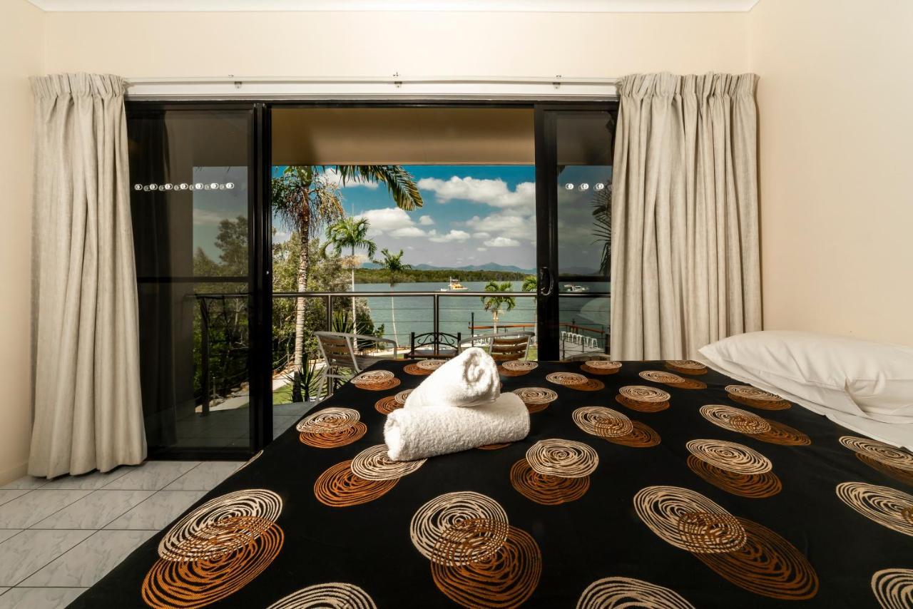 Hinchinbrook Marine Cove Resort Lucinda Extérieur photo
