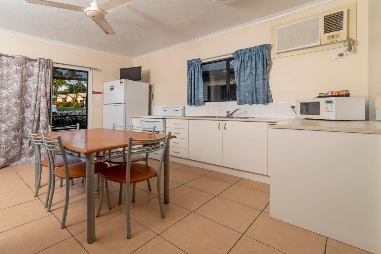 Hinchinbrook Marine Cove Resort Lucinda Extérieur photo