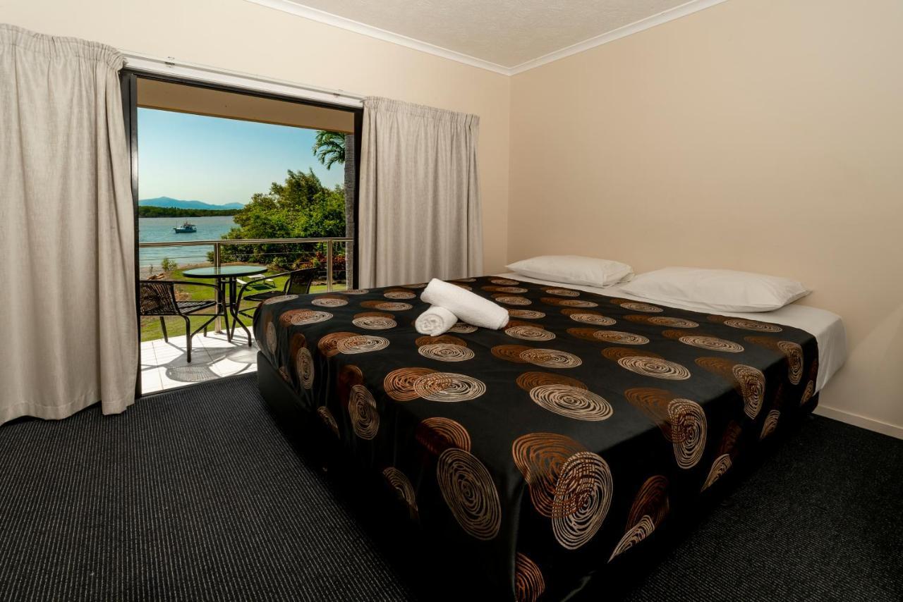 Hinchinbrook Marine Cove Resort Lucinda Extérieur photo